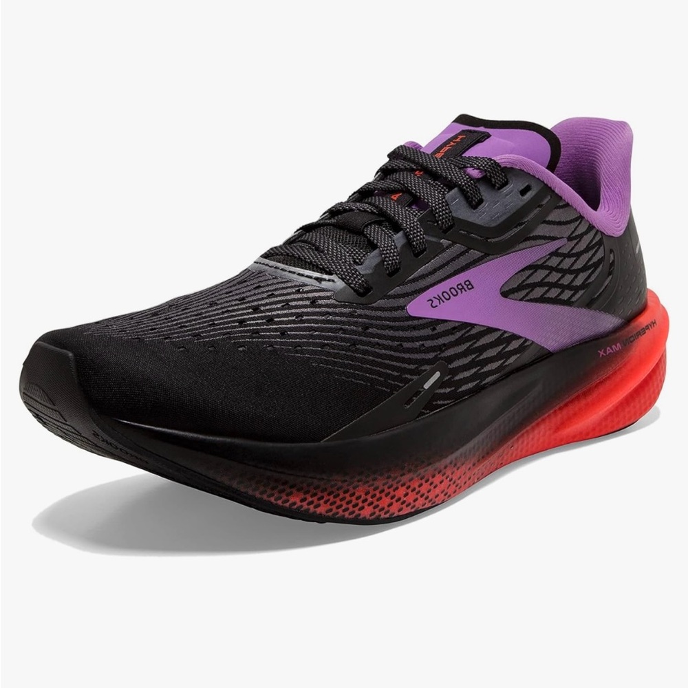 Brooks women’s Hyperion Max size 7 black and hot pink 🔥